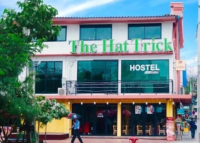 The Hat Trick Hostel * Bangkok